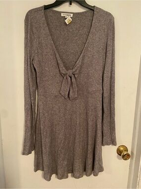 Gray Long-Sleeve Tie-Front Ribbed Dress